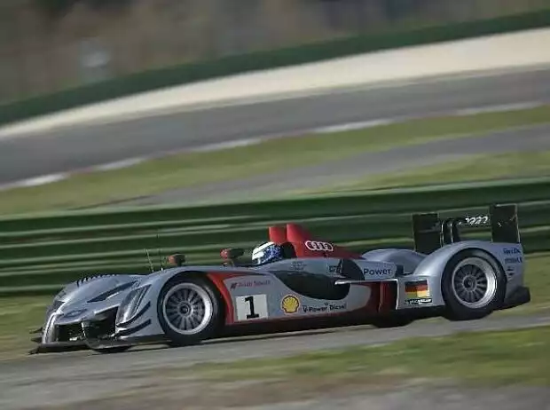 Audi R15 TDI Titel-Bild zur News: Audi R15 TDI