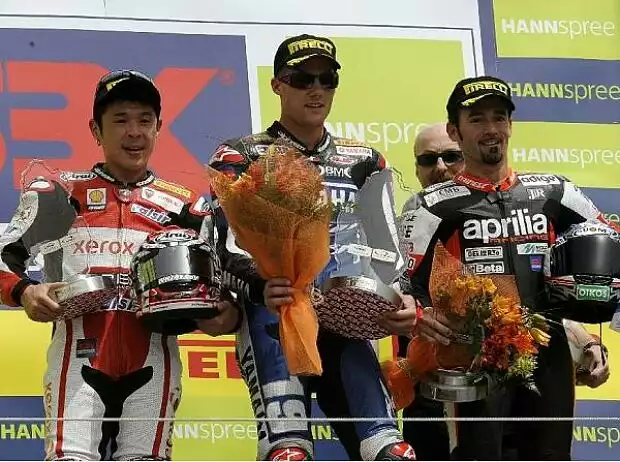 Titel-Bild zur News: Noriyuki Haga, Ben Spies und Max Biaggi, Doha, Losail Circuit