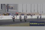 Fotofinish: Leon Haslam (Honda), Ruben Xaus und Troy Corser (beide BMW)