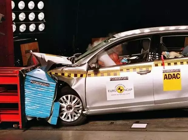 Volkswagen Euro NCAP-Crashtest Titel-Bild zur News: Volkswagen Euro NCAP-Crashtest