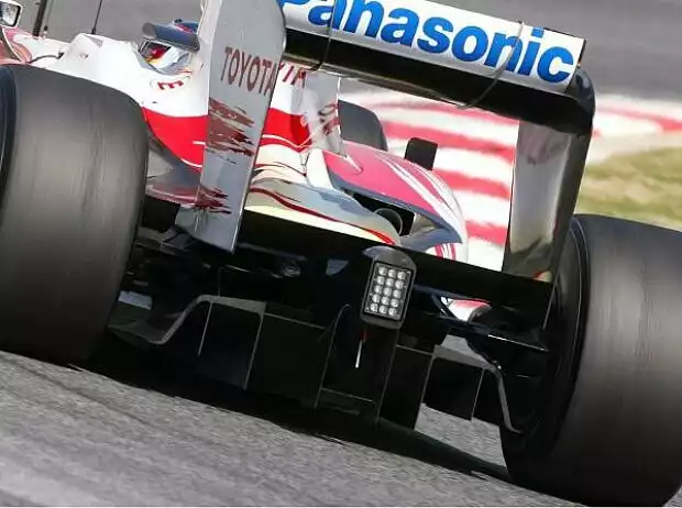 Diffusor des TF109 von Timo Glock, Barcelona, Circuit de Catalunya Titel-Bild zur News: Diffusor des TF109 von Timo Glock, Barcelona, Circuit de Catalunya