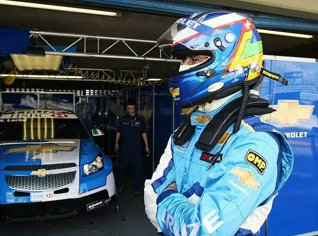 Alain Menu, Curitiba, Curitiba Circuit Titel-Bild zur News: Alain Menu, Curitiba, Curitiba Circuit
