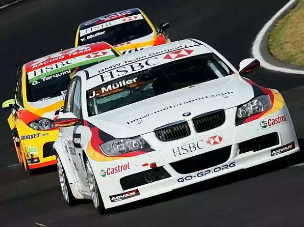 Gabriele Tarquini, Yvan Muller, Jörg Müller, Miguel E. Abed, Autódromo Miguel E. Abed Titel-Bild zur News: Gabriele Tarquini, Yvan Muller, Jörg Müller, Miguel E. Abed, Autódromo Miguel E. Abed