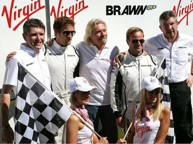 Titel-Bild zur News: Ross Brawn (Teamchef), Nick Fry (Geschäftsführer), Rubens Barrichello, Jenson Button, Melbourne, Albert Park Melbourne