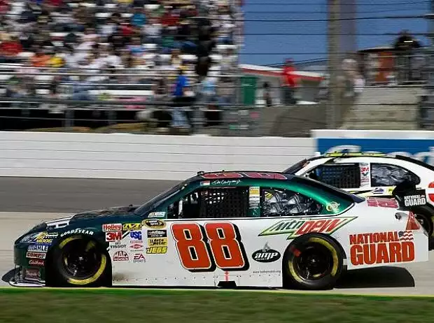 Greg Biffle, Dale Earnhardt Jun.Martinsville, Martinsville Motor Speedway Titel-Bild zur News: Greg Biffle, Dale Earnhardt Jun.Martinsville, Martinsville Motor Speedway