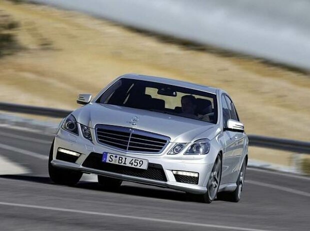 Mercedes-Benz E 63 AMG Mercedes-Benz E 63 AMG