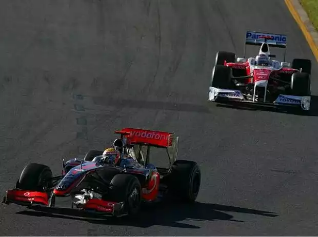 Jarno Trulli, Lewis Hamilton Titel-Bild zur News: Jarno Trulli, Lewis Hamilton