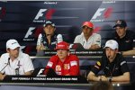 FIA-PK: Jenson Button, Nico Rosberg, Kimi Räikkönen, Lewis Hamilton, Sébastien Bourdais und Sebastian Vettel