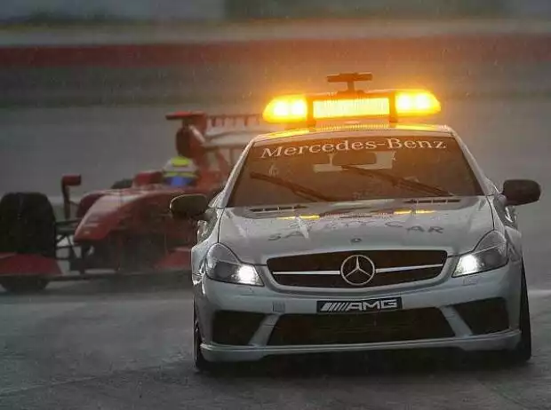 Safety Car Titel-Bild zur News: Safety Car