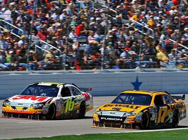 Matt Kenseth, Greg Biffle Matt Kenseth, Greg Biffle