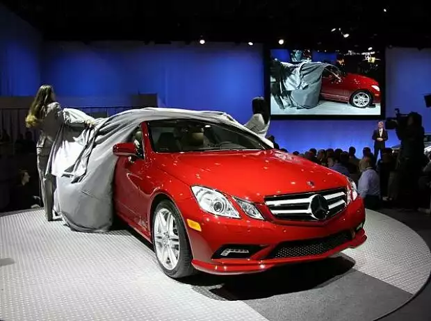 Mercedes E-Klasse Coupé Titel-Bild zur News: Mercedes E-Klasse Coupé