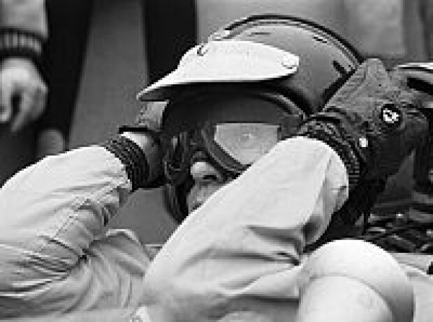 Jim Clark in Clermont-Ferrand 1965 Jim Clark in Clermont-Ferrand 1965