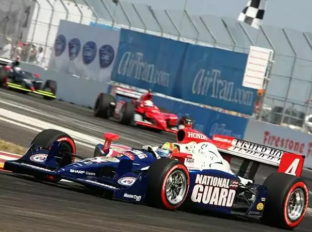 Dan Wheldon Panther Titel-Bild zur News: Dan Wheldon Panther