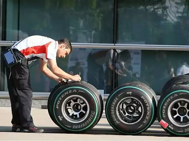Bridgestone-Reifen Titel-Bild zur News: Bridgestone-Reifen