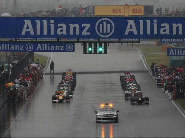 Safety-Car-Start in China Safety-Car-Start in China