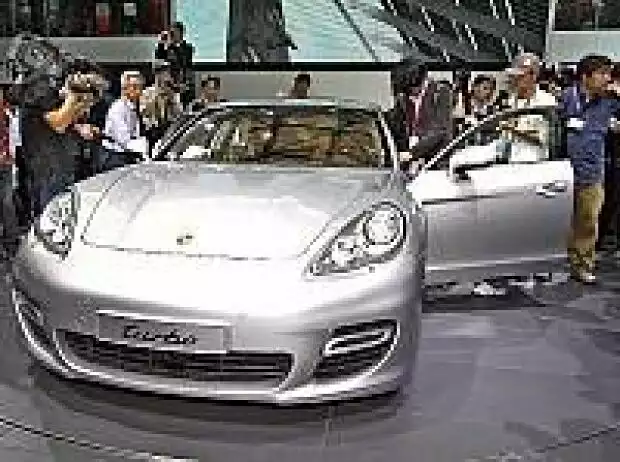 Porsche Panamera Titel-Bild zur News: Porsche Panamera