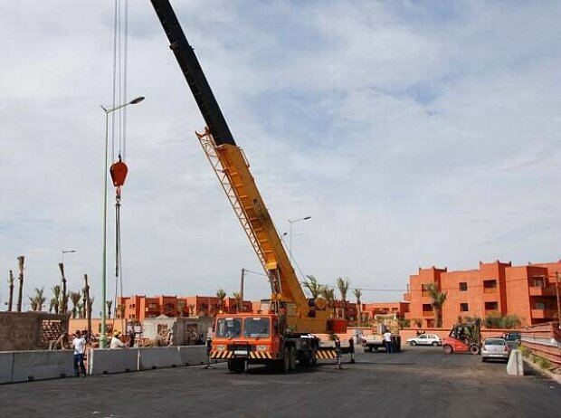 Titel-Bild zur News: Bauarbeiten in Marrakesch