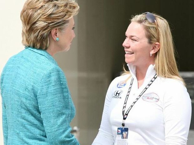 Hillary Clinton Sarah Fisher Hillary Clinton Sarah Fisher