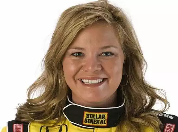 Sarah Fisher Titel-Bild zur News: Sarah Fisher