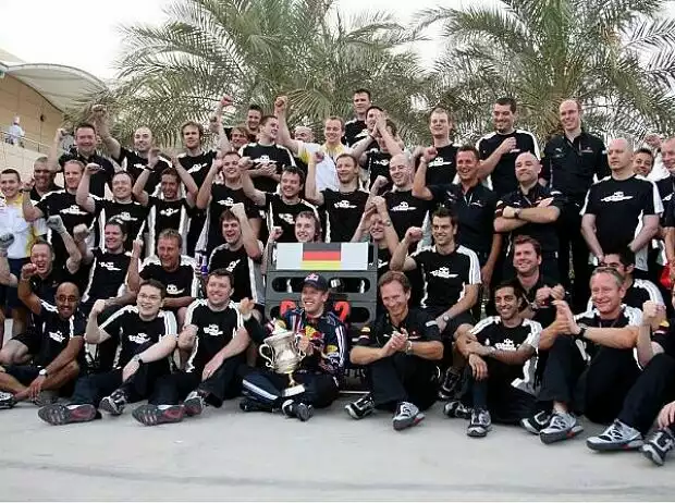 Titel-Bild zur News: Sebastian Vettel, Christian Horner (Teamchef)