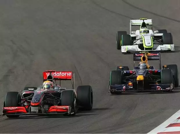 Lewis Hamilton vor Sebastian Vettel Titel-Bild zur News: Lewis Hamilton vor Sebastian Vettel