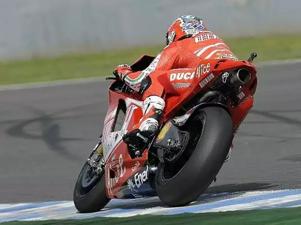Casey Stoner Titel-Bild zur News: Casey Stoner