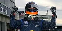 Bild zum Inhalt: Silverstone: Ricciardo schlägt zurück