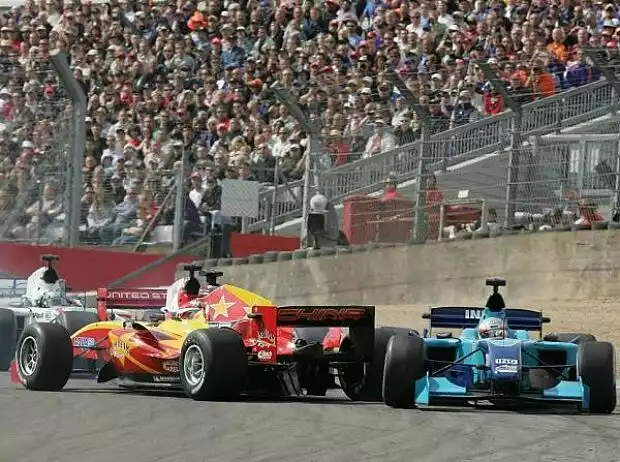 Congfu Cheng, Narain Karthikeyan Titel-Bild zur News: Congfu Cheng, Narain Karthikeyan