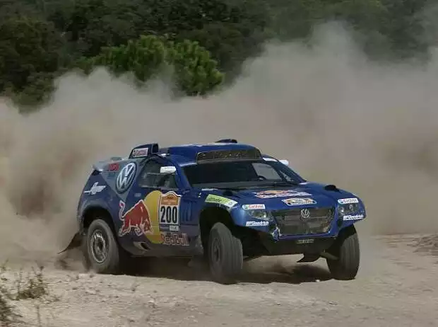Carlos Sainz und Michel Perin Titel-Bild zur News: Carlos Sainz und Michel Perin