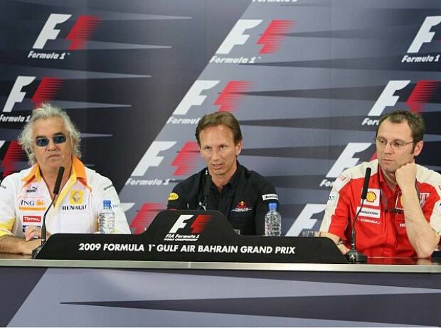 Titel-Bild zur News: Christian Horner (Teamchef), Flavio Briatore (Teamchef), Stefano Domenicali (Teamchef)