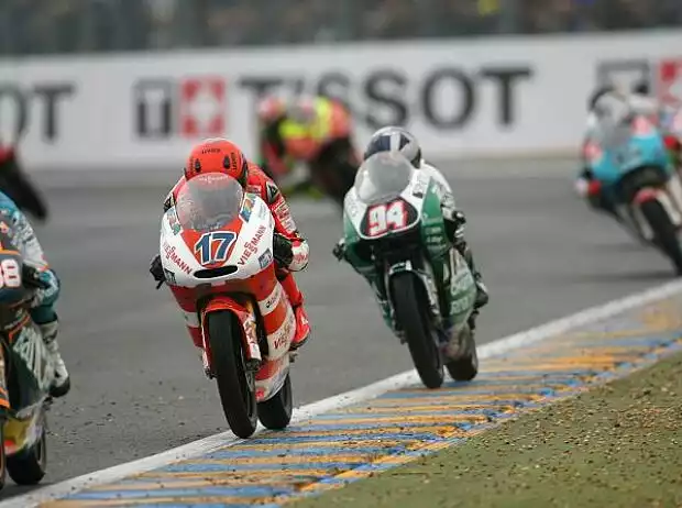 Stefan Bradl vor Jonas Folger Titel-Bild zur News: Stefan Bradl vor Jonas Folger
