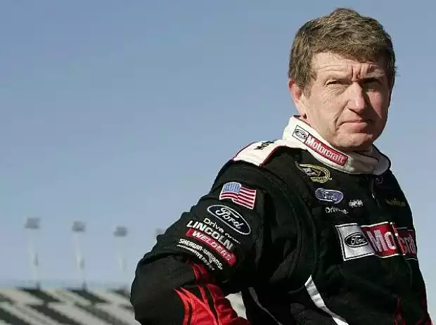 Bill Elliott Titel-Bild zur News: Bill Elliott