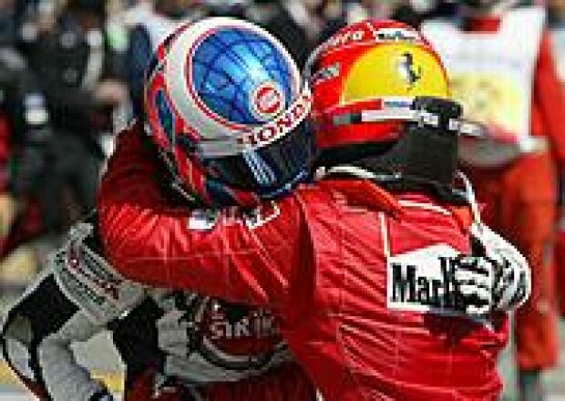 Titel-Bild zur News: Button und Schumacher