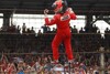 Bild zum Inhalt: Triumph und Crashes: Castroneves siegt im Indy 500!