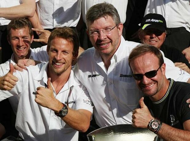 Titel-Bild zur News: Jenson Button, Rubens Barrichello, Ross Brawn (Teamchef)