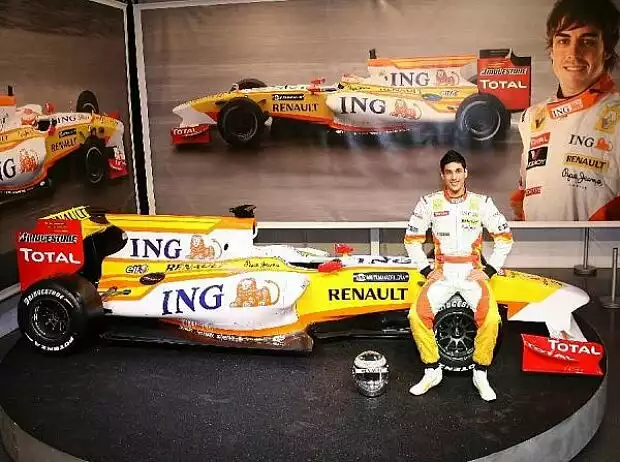 Adam Khan Titel-Bild zur News: Adam Khan