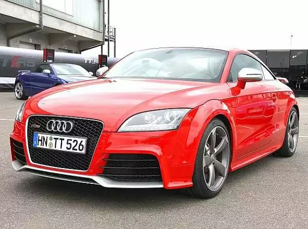 Audi TT RS Titel-Bild zur News: Audi TT RS