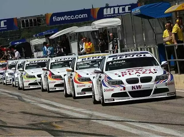 Jörg Müller, Sergio Hernandez, Augusto Farfus, Andy Priaulx Titel-Bild zur News: Jörg Müller, Sergio Hernandez, Augusto Farfus, Andy Priaulx