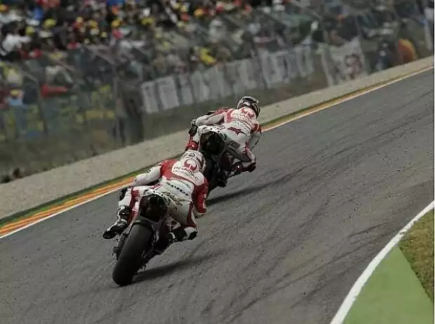 Niccolò Canepa vor Mika Kallio Titel-Bild zur News: Niccolò Canepa vor Mika Kallio
