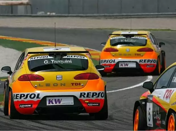 Yvan Muller, Tiago Monteiro, Gabriele Tarquini Titel-Bild zur News: Yvan Muller, Tiago Monteiro, Gabriele Tarquini