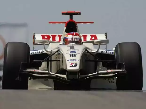 Vitaly Petrov Titel-Bild zur News: Vitaly Petrov