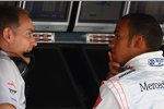 Martin Whitmarsh (Teamchef) und Lewis Hamilton (McLaren-Mercedes) 