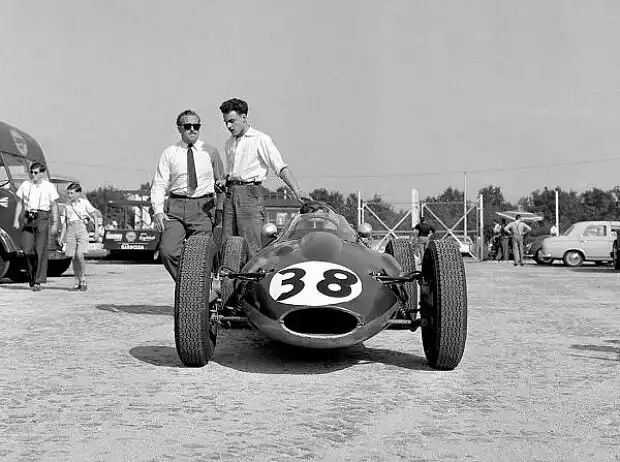 Titel-Bild zur News: Colin Chapman und Graham Hill