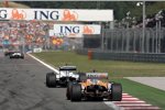 Robert Kubica (BMW Sauber F1 Team) vor Fernando Alonso (Renault)