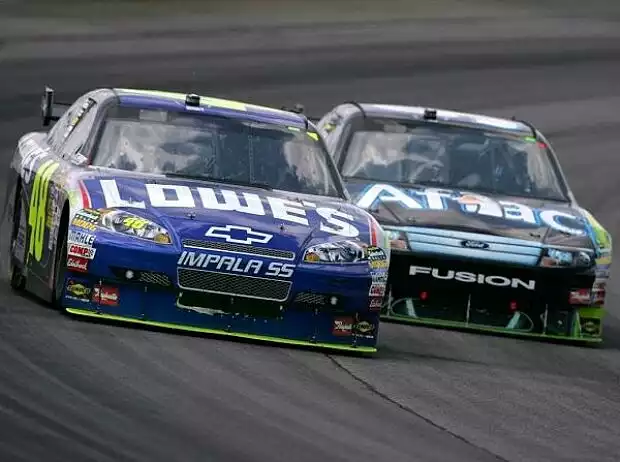 Carl Edwards, Jimmie Johnson Titel-Bild zur News: Carl Edwards, Jimmie Johnson