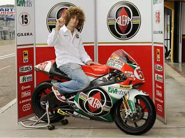 Marco Simoncelli Titel-Bild zur News: Marco Simoncelli