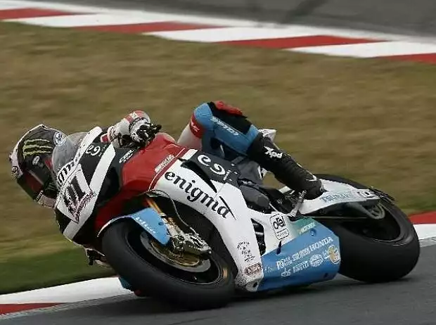 Leon Haslam Titel-Bild zur News: Leon Haslam