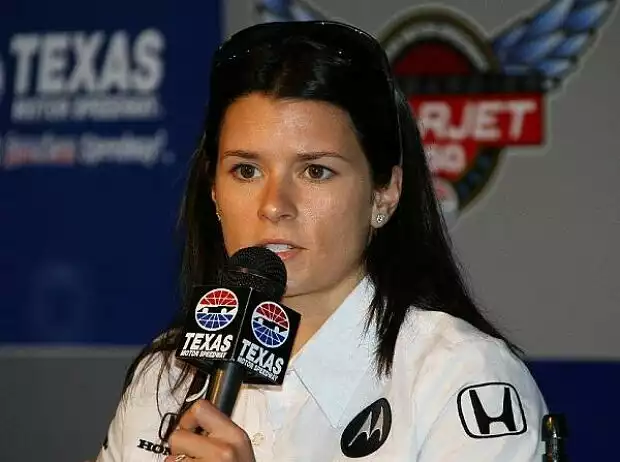 Danica Patrick, Houston, Reliant Park Titel-Bild zur News: Danica Patrick, Houston, Reliant Park