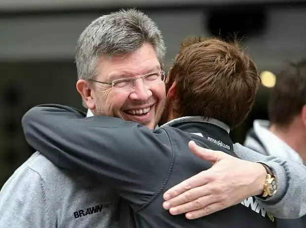 Titel-Bild zur News: Jenson Button, Ross Brawn (Teamchef)