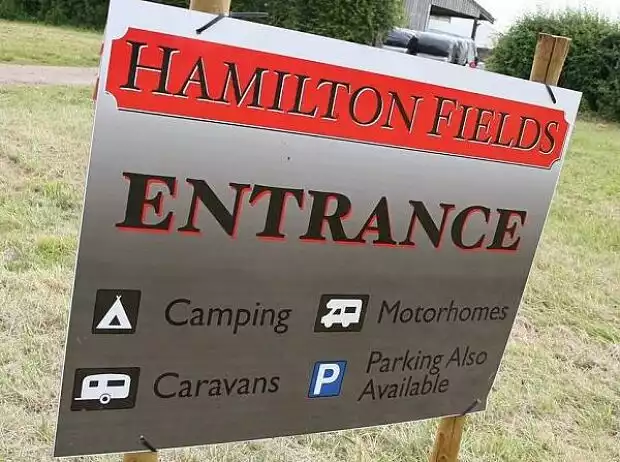 Hamilton Fields Silverstone Campingplatz Titel-Bild zur News: Hamilton Fields Silverstone Campingplatz
